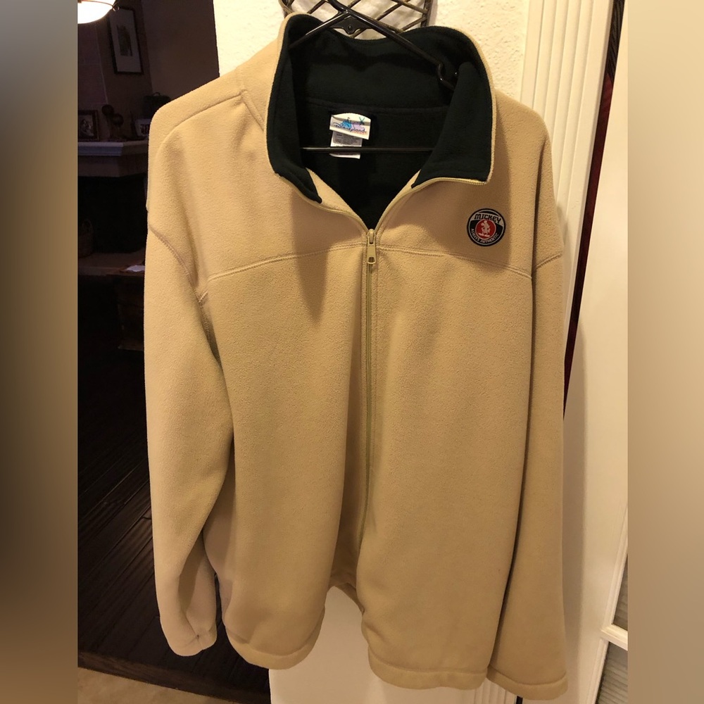 DISNEYLAND RESORT  beige fleece zip up Mickey jacket size XXLT